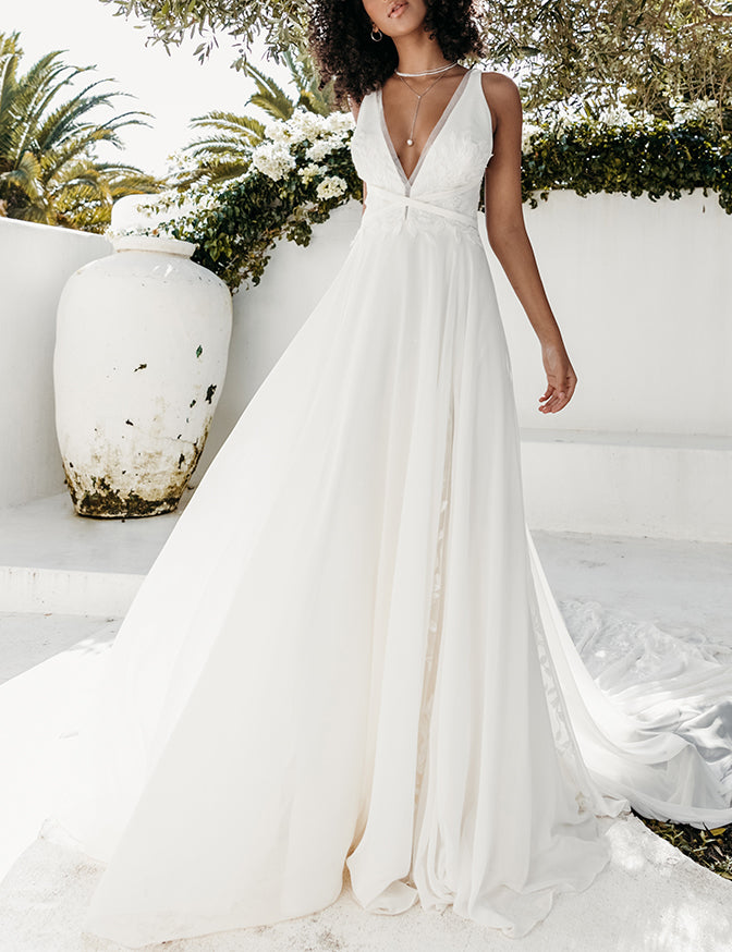 Zoe tulle clearance gown